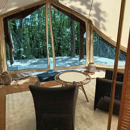 Glamping Tent In De Rust, Met Zwembad, Badkamer En Keuken Luxussátor Lacapelle-Pinet