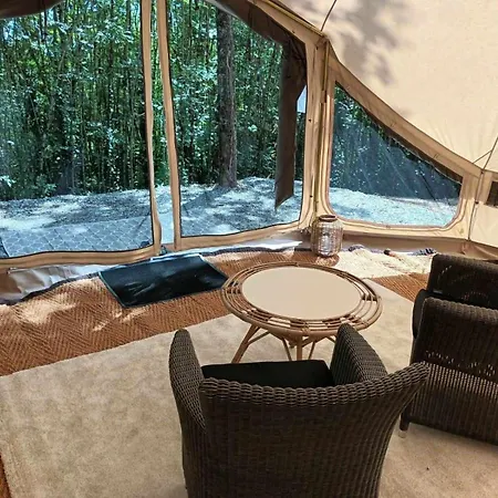 Glamping Tent In De Rust, Met Zwembad, Badkamer En Keuken Lacapelle-Pinet
