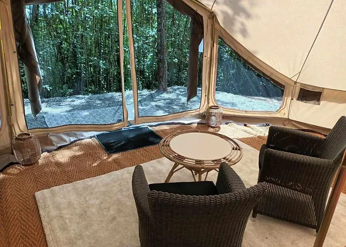 Glamping Tent In De Rust, Met Zwembad, Badkamer En Keuken Lacapelle-Pinet